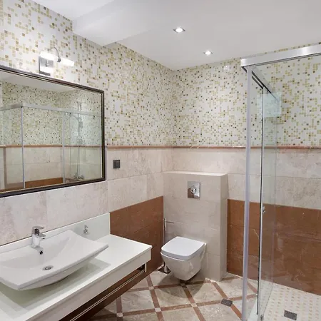 Euphoria Hotell Brosh