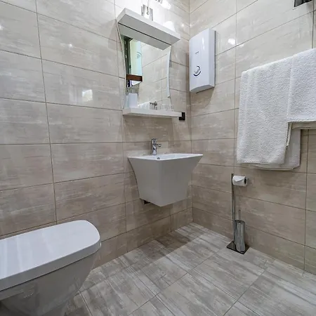Euphoria Hotell Brosh