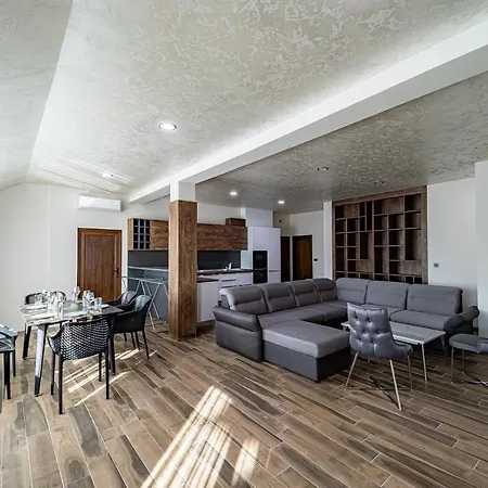 Euphoria Hotel Ridovo